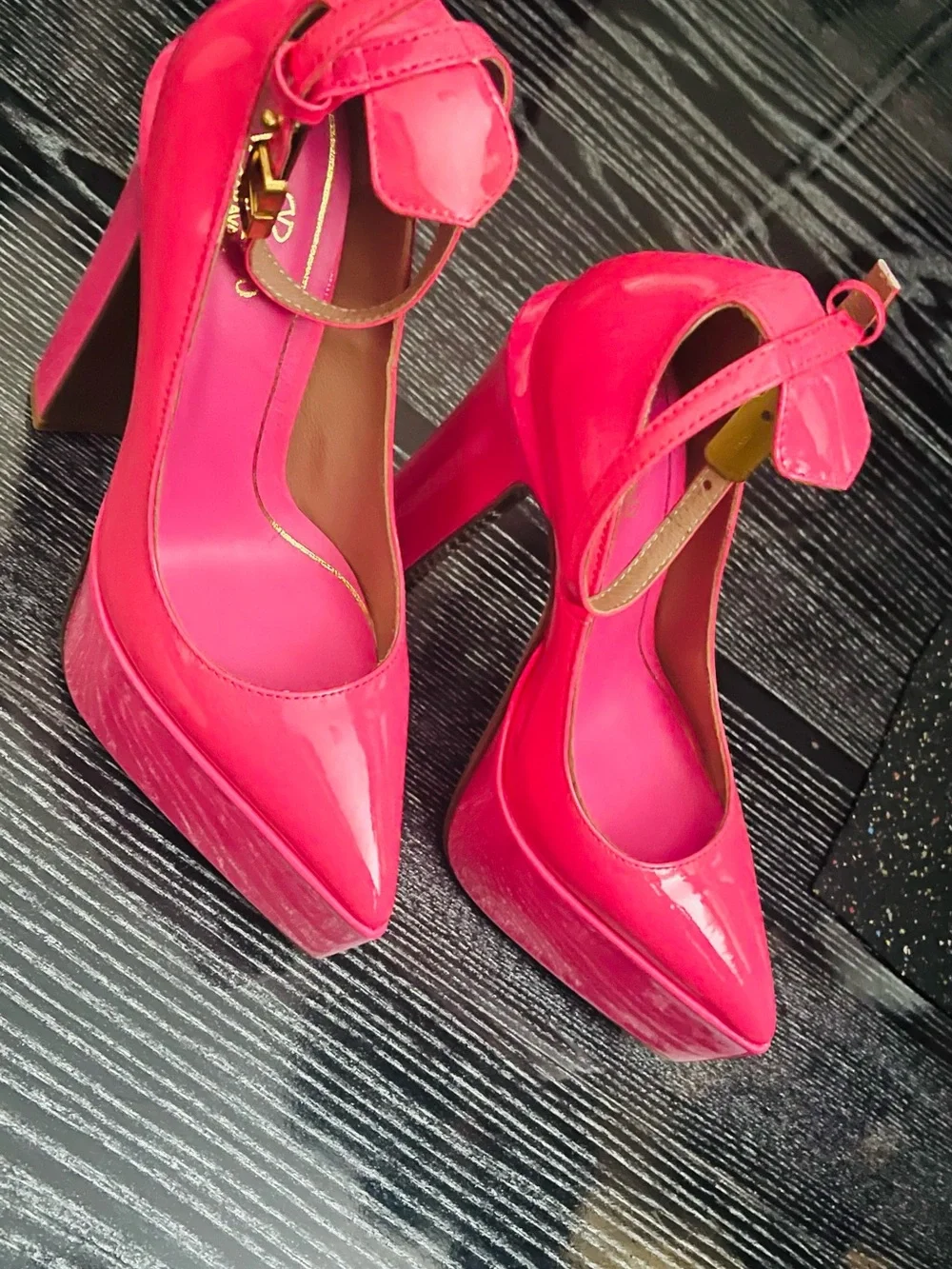 Valentino new without
